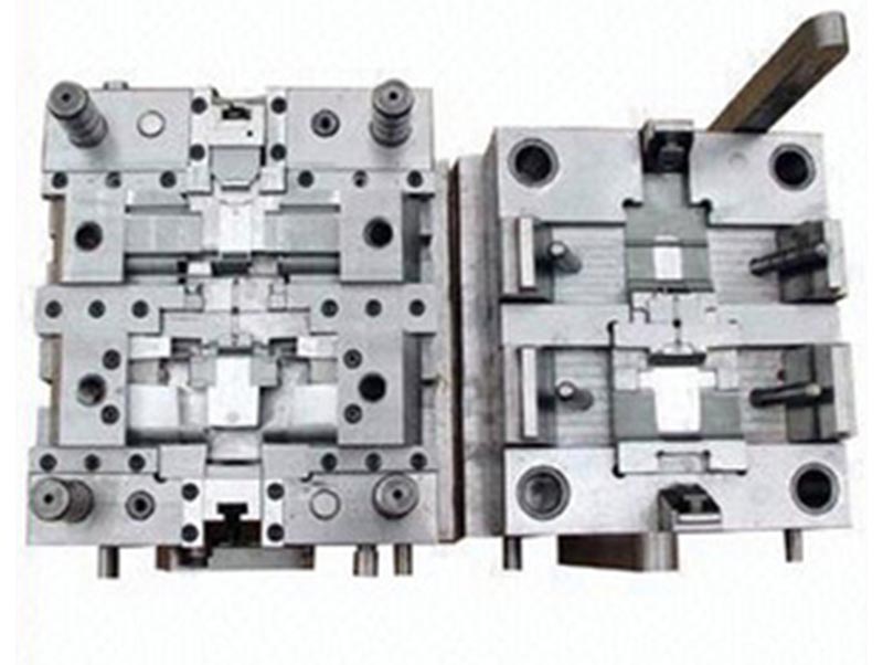 鹿泉精密塑料模-07